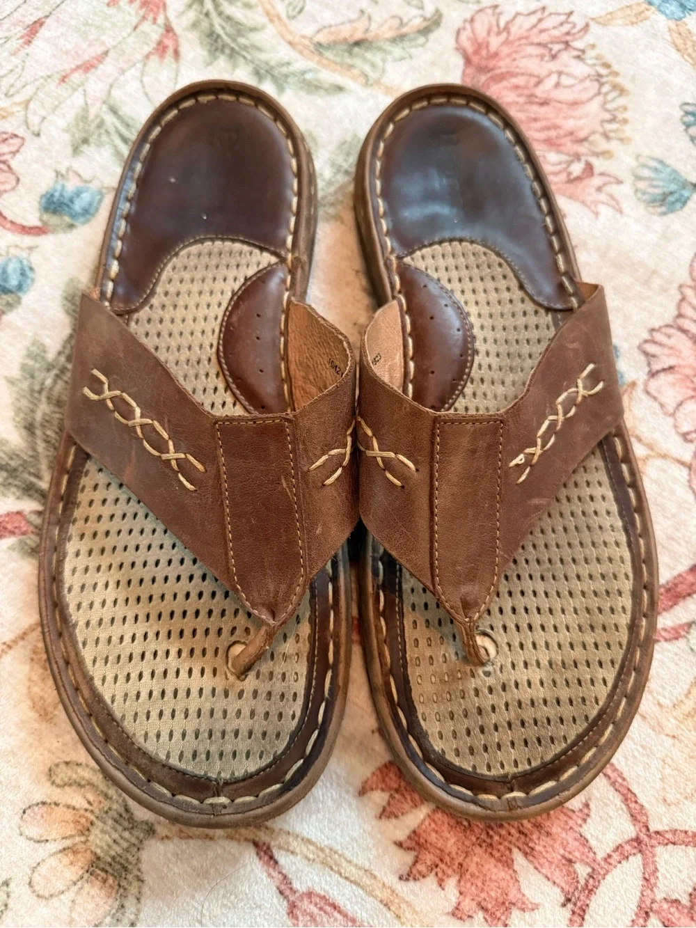 Born Men's Brown Leather Thong Sandals with Contrast Stitching